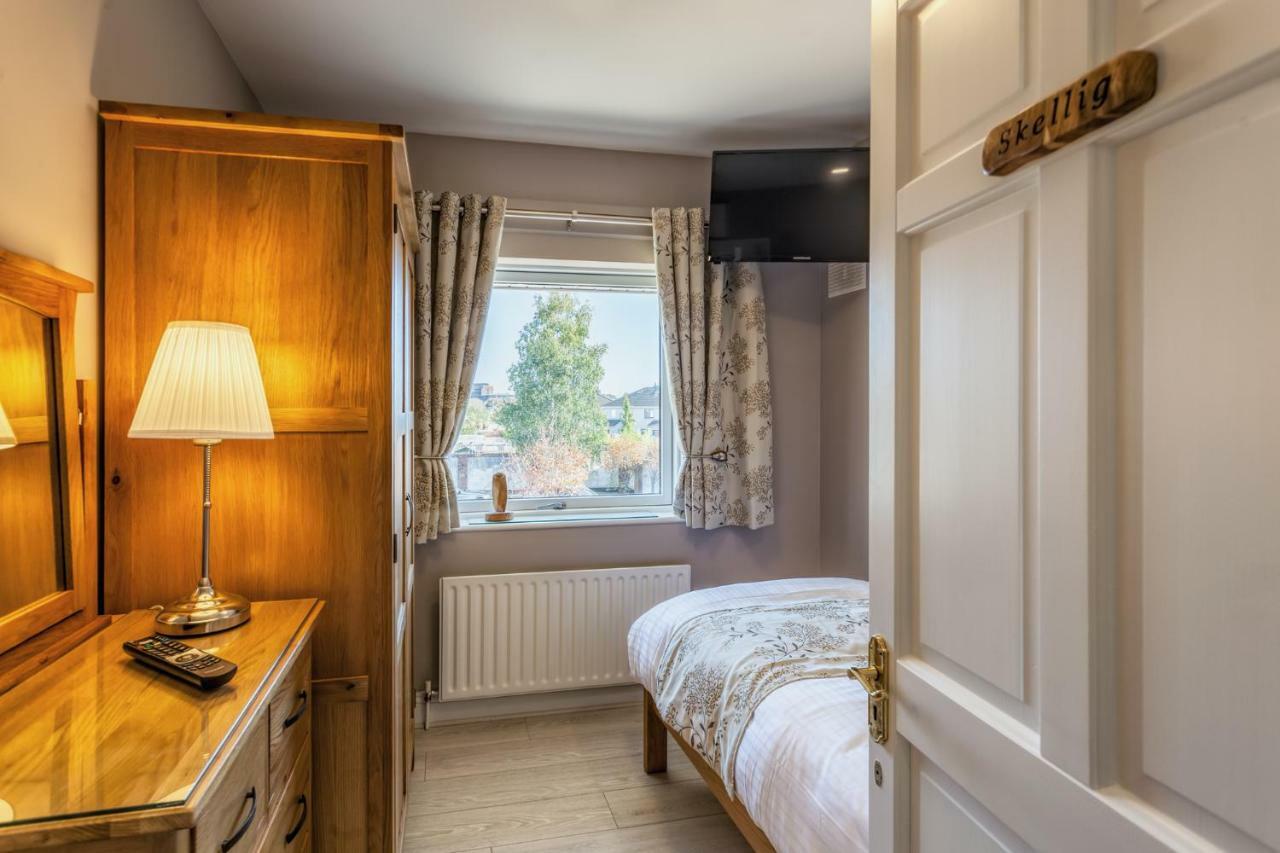 Tintawn House Hotel Sandyford Buitenkant foto