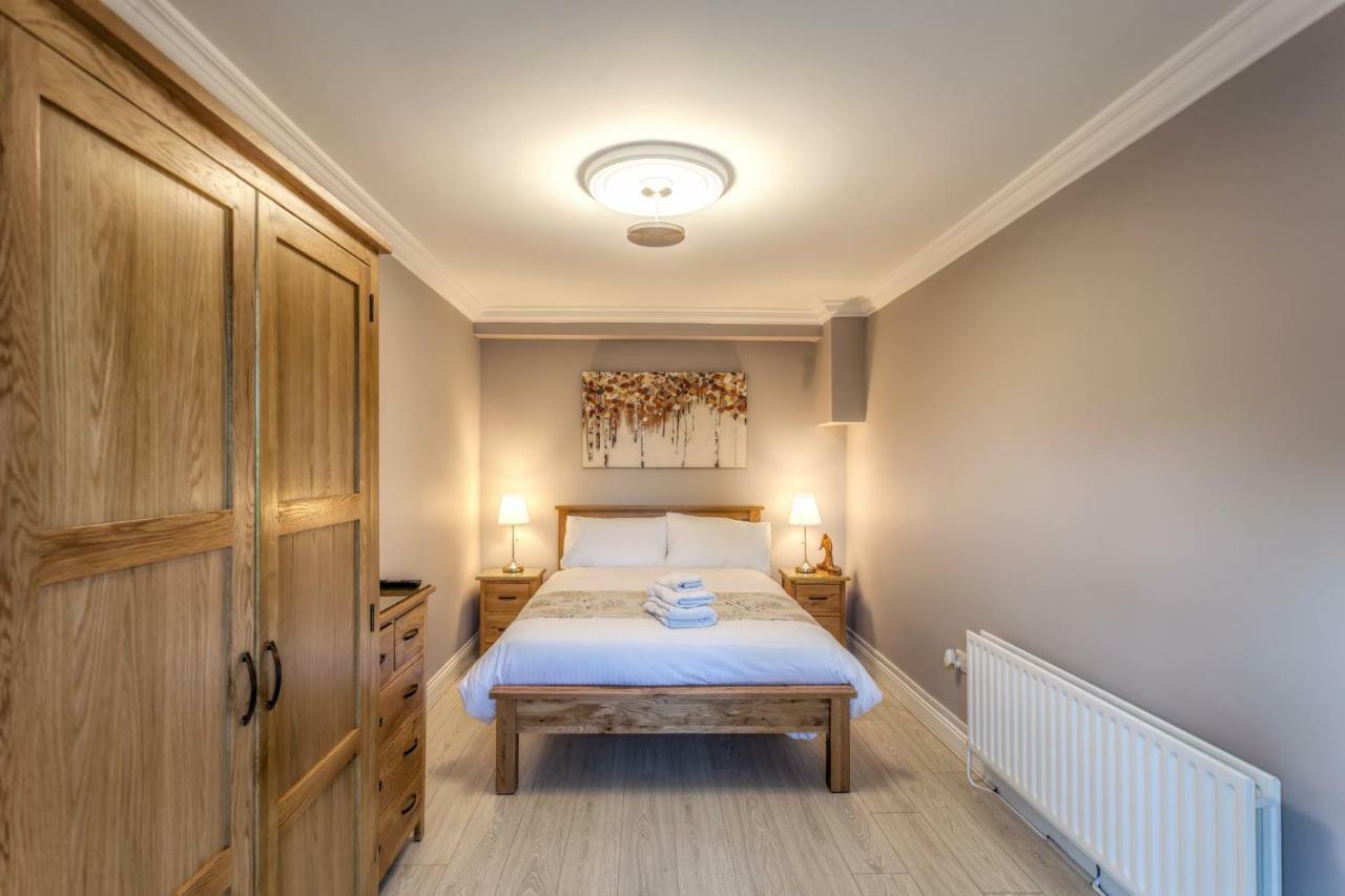Tintawn House Hotel Sandyford Buitenkant foto