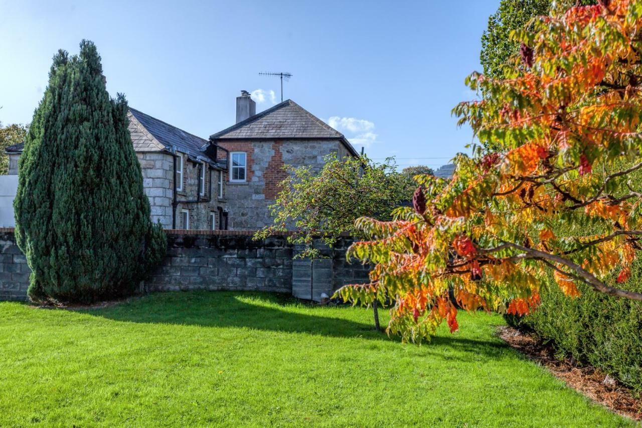Tintawn House Hotel Sandyford Buitenkant foto